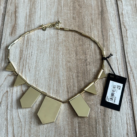 House of Harlow 1960 Green & Gold Necklace - Picture 5 of 5